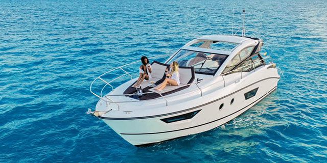 Exclusive Yacht Cruise to Northern Island for 2 (4)